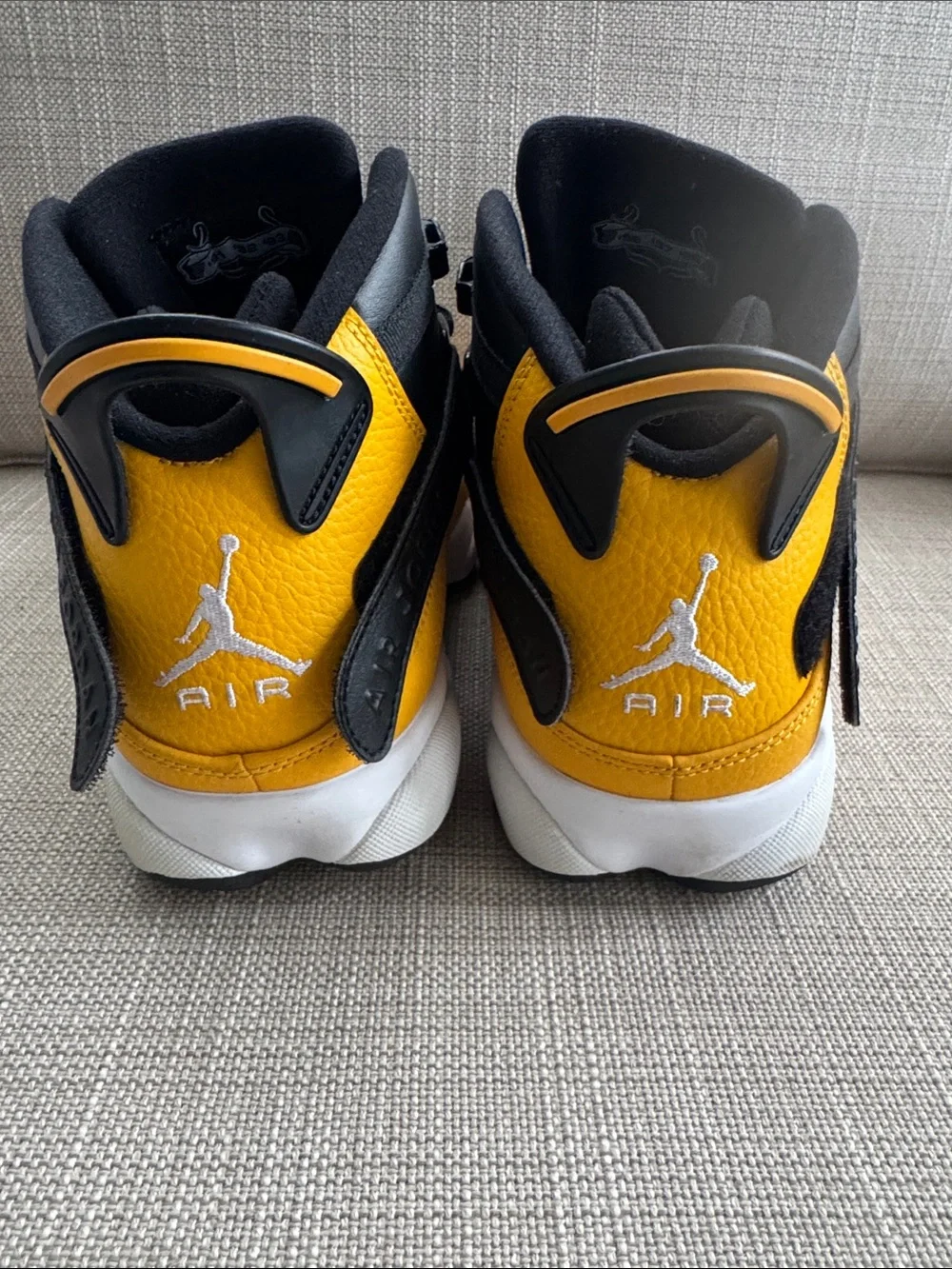 Men’s Air Jordan’s six rings ‘Taxi’ sneakers
